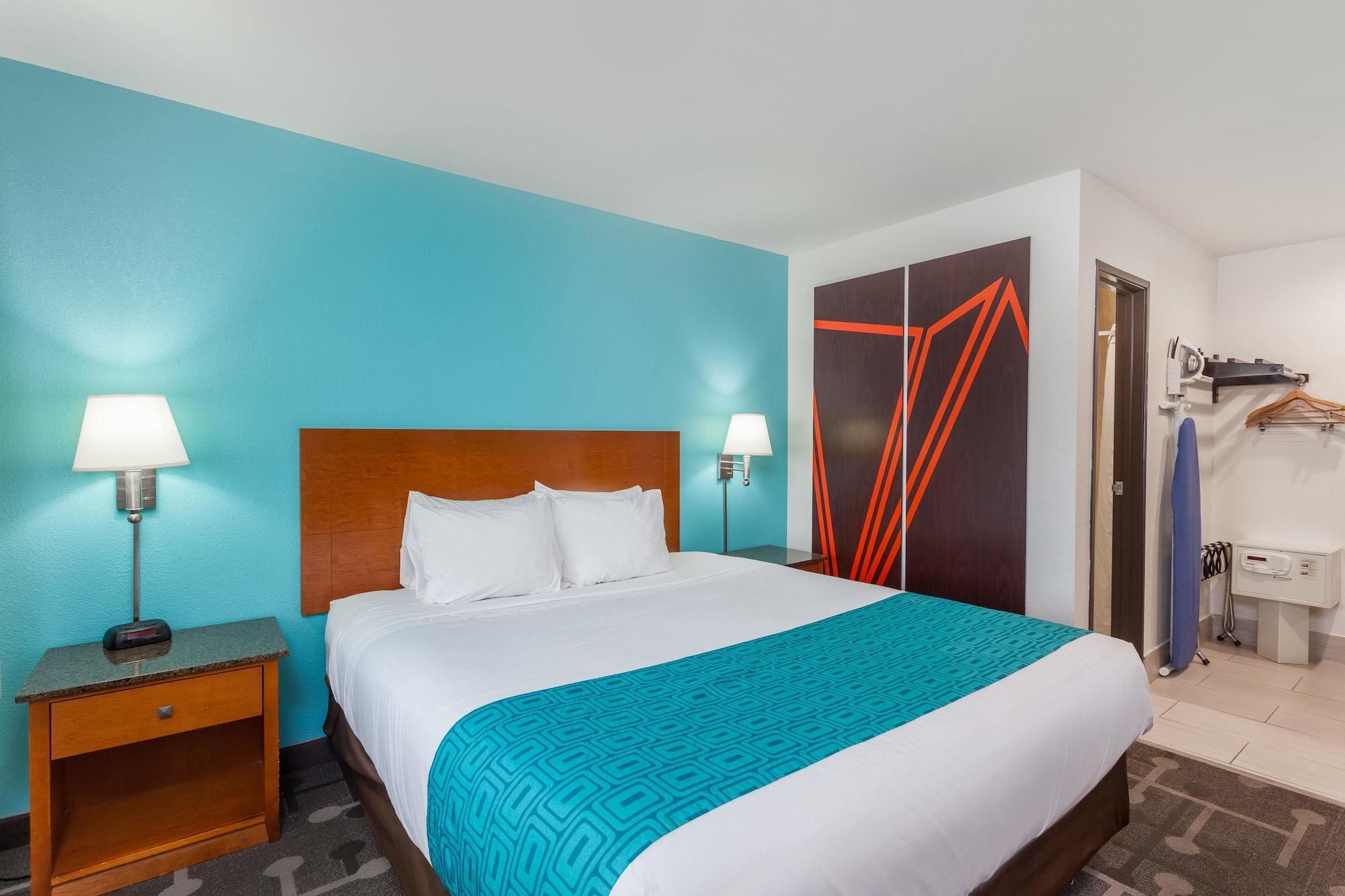 Howard Johnson By Wyndham National City/San Diego South מראה חיצוני תמונה