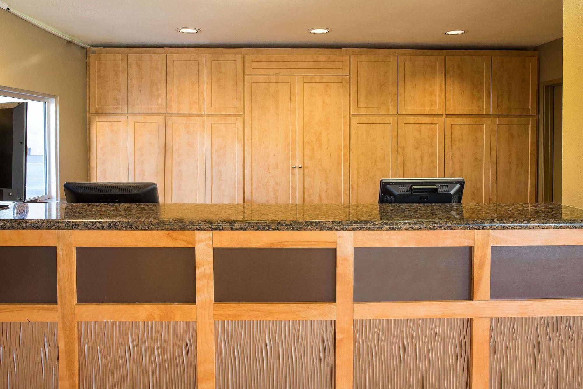 Howard Johnson By Wyndham National City/San Diego South מראה חיצוני תמונה